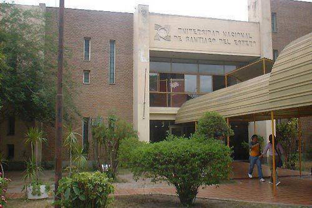 Presentan proyecto para la creaci�n de la Facultad de Medicina en la UNSE 