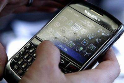 Usuarios de celulares reportaron problemas para comunicarse 