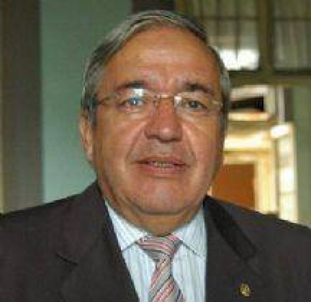 Manuel Santiago Godoy tambi�n quiere ser Gobernador: �Tendr� tiempo?