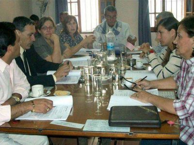  Los ediles piden explicaciones a la intendenta R�mula G�mez