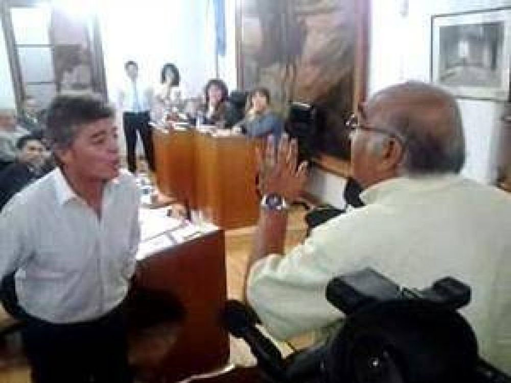 Laborda y Rosales a los gritos en el Concejo Deliberante