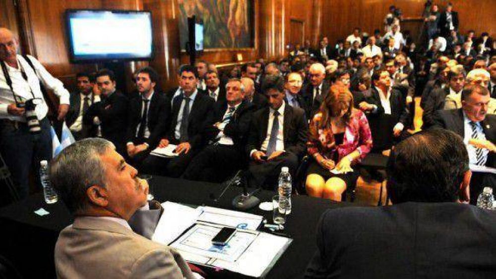 Tucum�n present� a la Naci�n proyectos de obras por m�s de $800 millones  