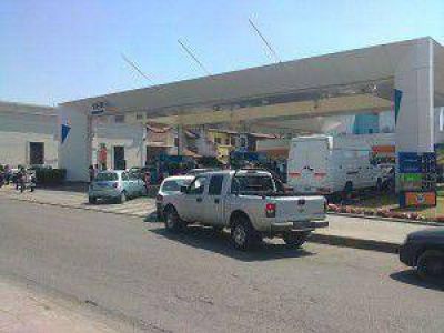  Seg�n Expendedores de Jujuy, la federalizaci�n del precio de combustibles �qued� en la nada, como muchas medidas que tom� el gobierno�