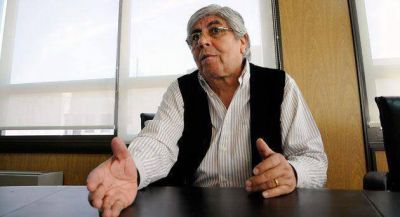 Hugo Moyano denost� el modelo K santacruce�o aplicado en naci�n y dijo que Argentina es un pa�s concesionado