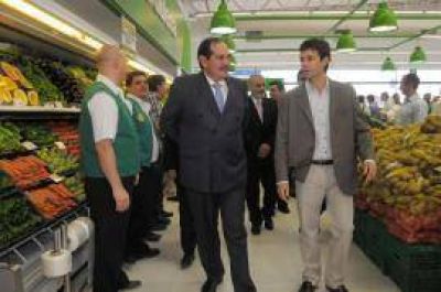 Alperovich cuid� que nadie coimeara al due�o de Portal Tucum�n y VEA 