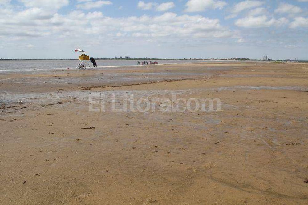 La bajante del Paran� ampli� las playas en la laguna Set�bal