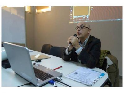 Una farmacia local no vende preservativos ni anticonceptivos "por cuesti�n de creencias"