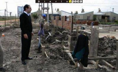 Vald�s:�Nos piden una comisar�a por barrio pero es imposible�