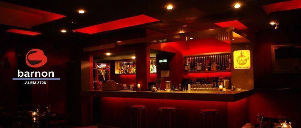 Repudio de j�venes marplatenses por cierre de reconocido bar