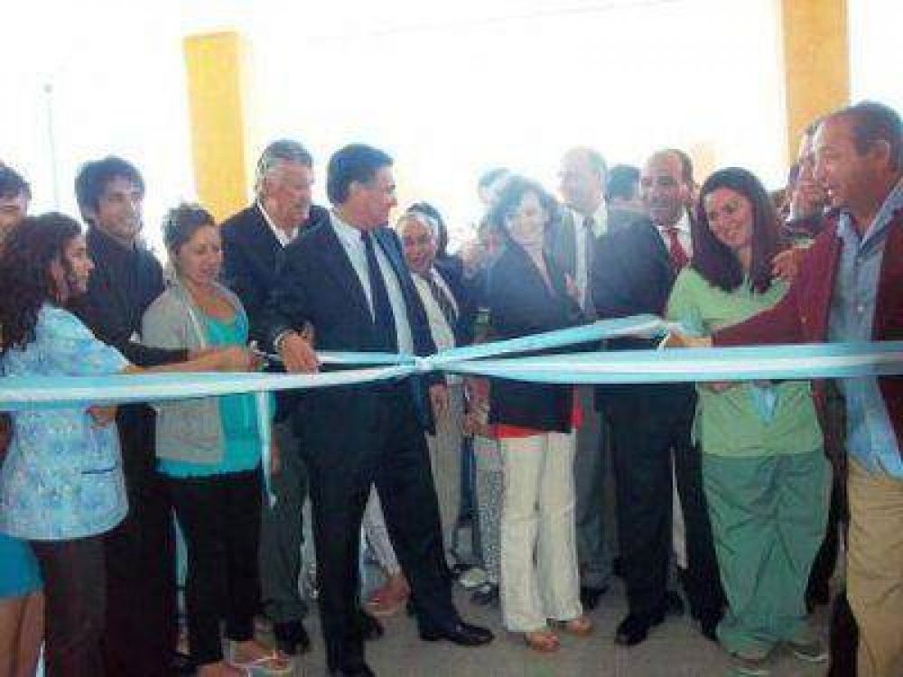 Con la visita del minsitro Manzur se inaugur� en Chimbas el Centro de Salud Ram�n Carrillo 