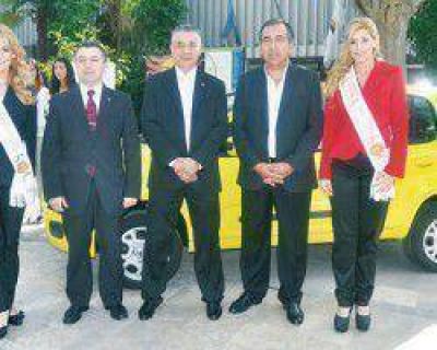 Un auto y $30 mil para la pr�xima reina del Sol 