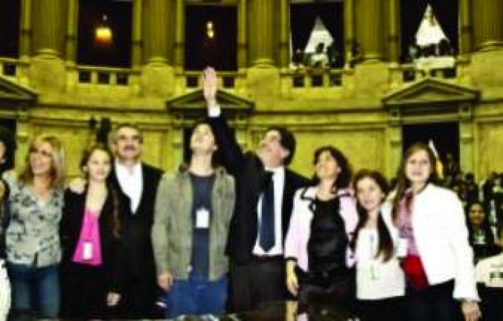 Sileoni clausur� el Parlamento Juvenil Mercosur 