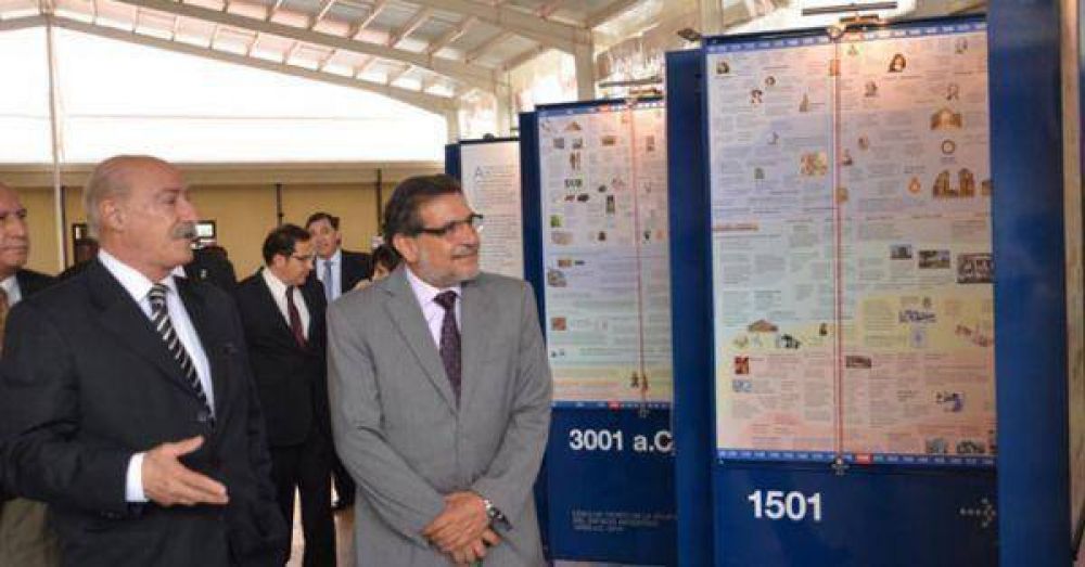 Gobierno y CFI lanzan linea de tiempo espacio Argentino-Riojano 