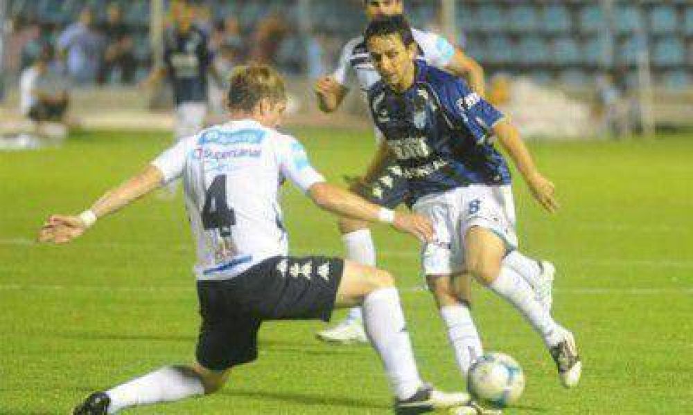 La Lepra igual� en Tucum�n ante el "Decano" en un partido aburrido 