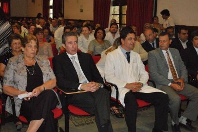 Reconocimiento y distinciones en el 85� Aniversario del Hospital �Jos� R. Vidal�