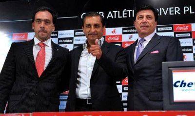  Ram�n D�az asumi� como nuevo DT de River: "Conmigo no se hubieran ido a la B"