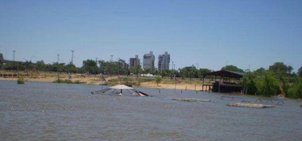 Por "antojo emocional" de Camau el bar Los Cardales debe "desaparecer" de la costanera Sur	