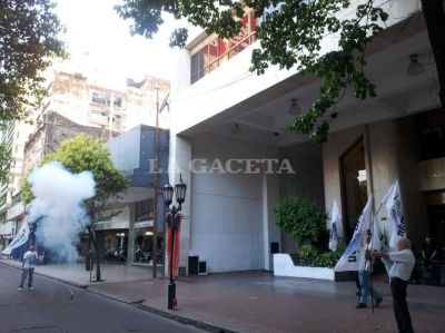 La Bancaria hizo sentir su protesta 