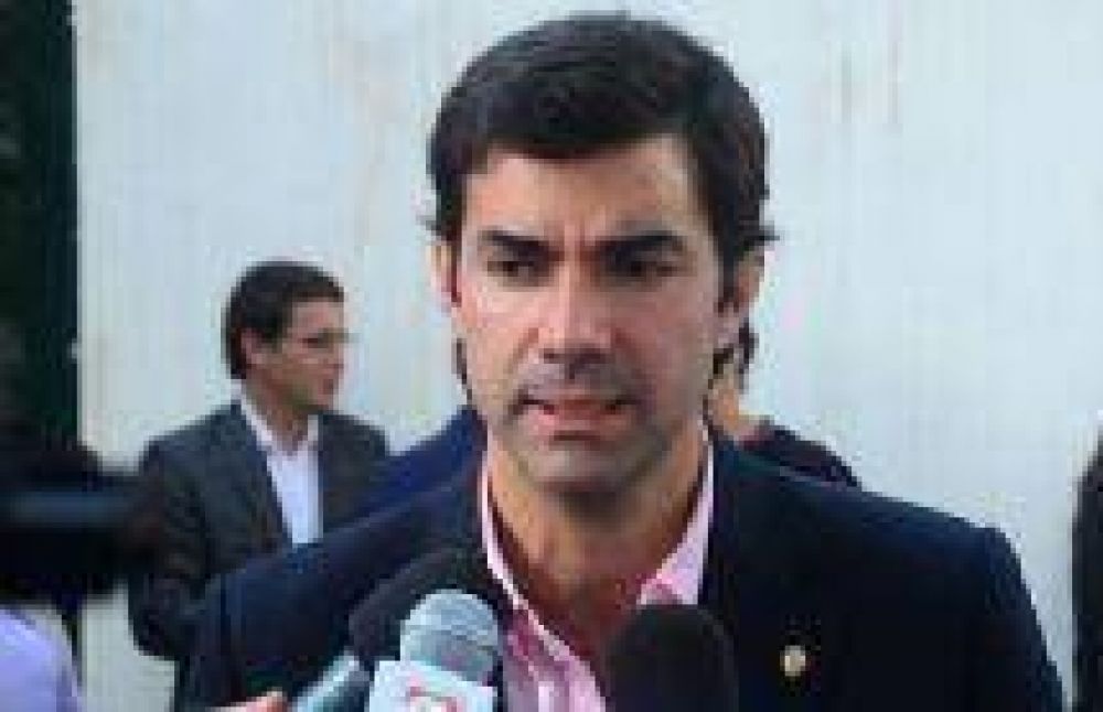 Urtubey: "Desde la gesti�n debe garantizarse el imperio de la ley y el orden" 