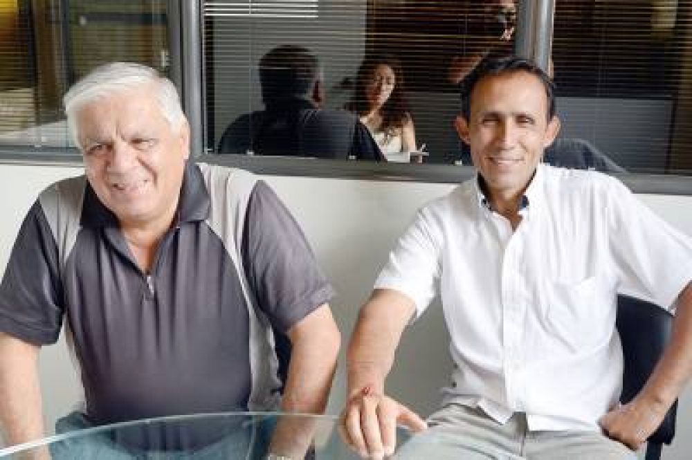 Municipio determin� que los vecinos del Roca deben pagar la repavimentaci�n