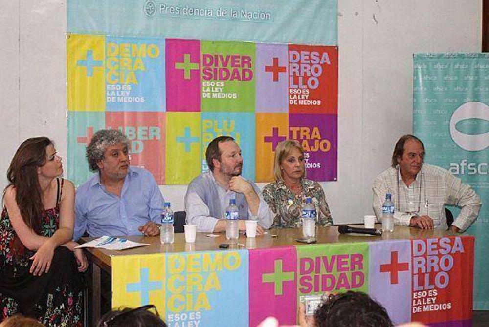 Liliana Fellner afirm� que esta ley abre expectativas de trabajo para los comunicadores  