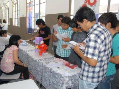 Exitosa �Expo Educativa� sobre el Nivel Superior 