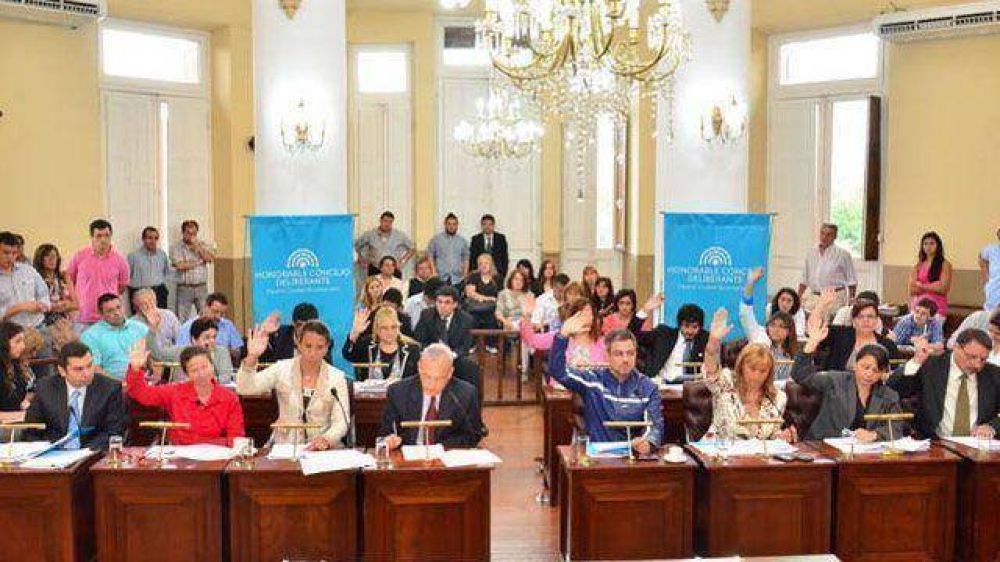  Paran�: aprobaron el presupuesto municipal 2013