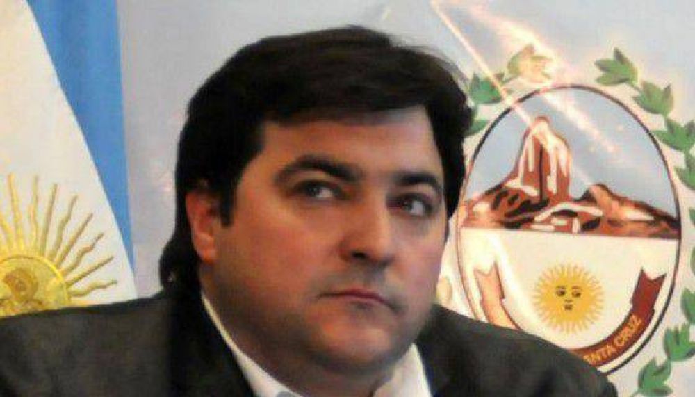  �Lejos estamos de que nos sobre el dinero�