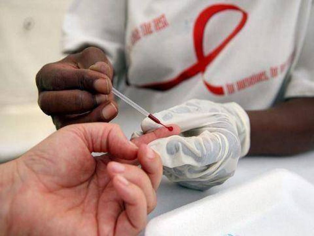  Hoy, todos a informarse sobre la lucha y la prevenci�n del virus del VIH SIDA