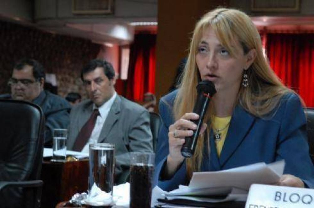 Sigue el piquete del campo.