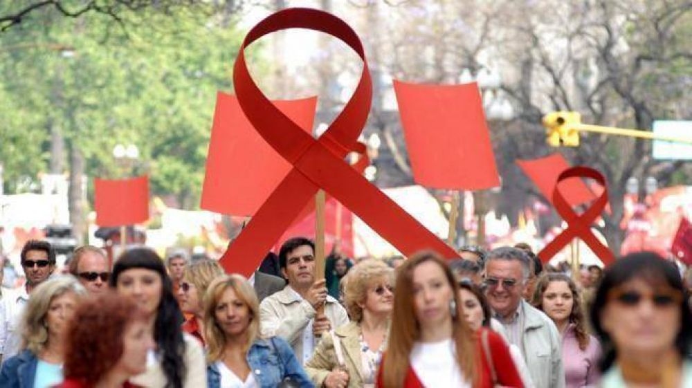 VIH: 73% de las mujeres lo adquiere de su pareja