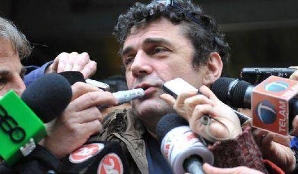 "El proyecto de ley de traspaso del subte viola la Constituci�n"