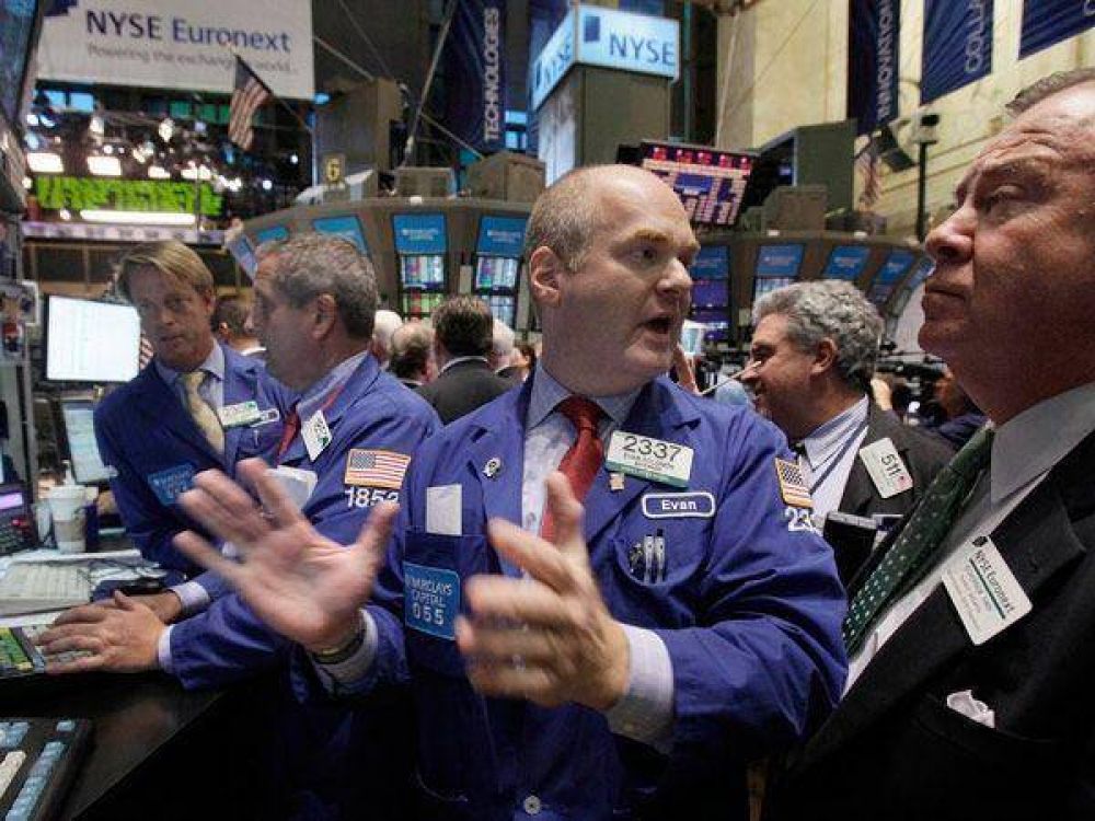 La agencia Fitch le rebaj� la calificaci�n a los bancos argentinos