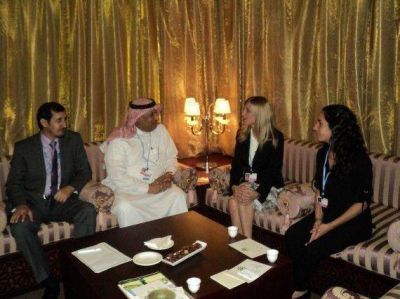 La Ministra Hissa busca inversores en la Cumbre de Qatar 