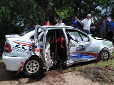 Pepe L�pez protagoniz� un violento choque en el Rally de Villa Mercedes 