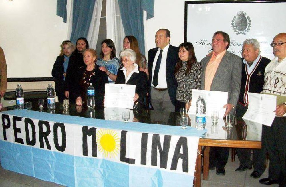 Aprobaron la Ley que protege a los clubes barriales y condona sus deudas  