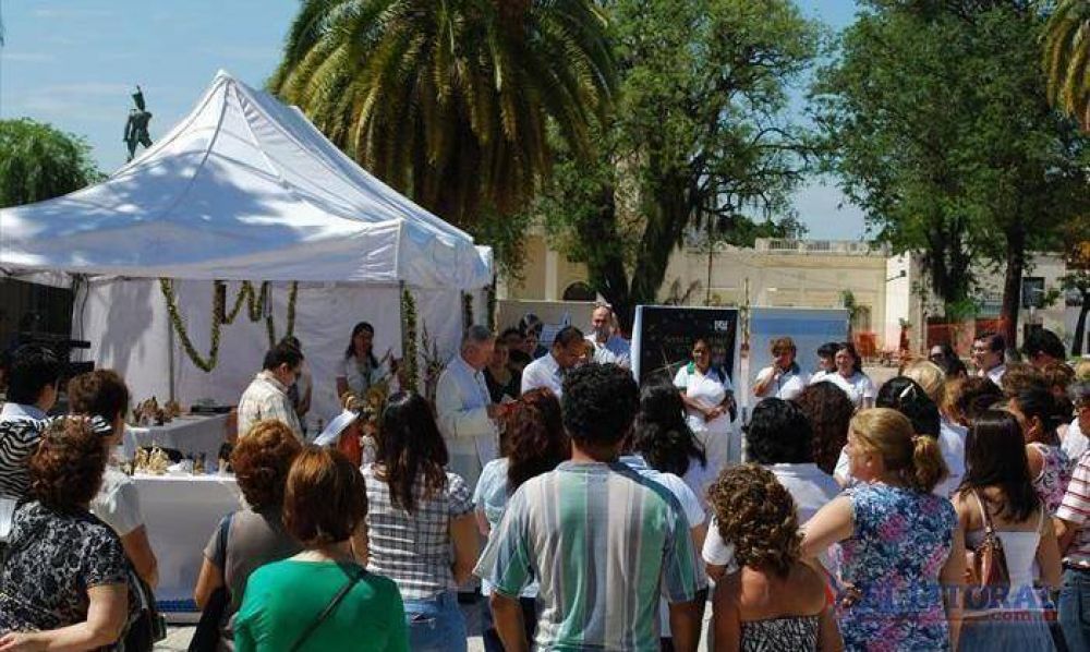 Un anticipo de la Navidad con cientos de pesebres en la Jun�n 