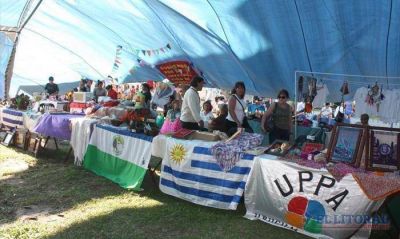Arranc� la primera feria econ�mica y solidaria 