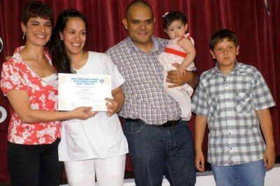 Colaci�n de grados en la Unidad Acad�mica �Ernesto Tornquist�
