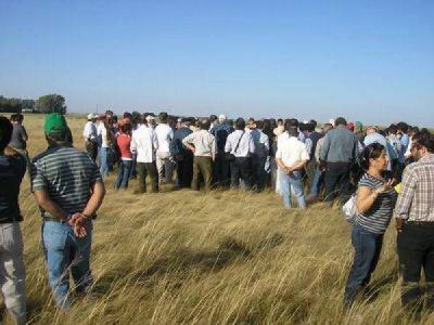 El campo recurre a alcaldes para pagar menos
