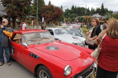 Las �1.000 millas Sport� pasaron por La Angostura
