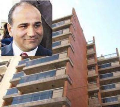 Calliera lo bautiz� como "Dr. House": denuncian que Manzur lava plata a trav�s de la construcci�n de edificios 