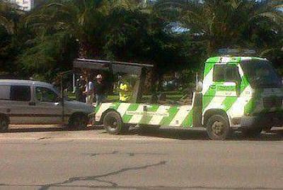  Intensos controles de estacionamiento en Plaza Col�n