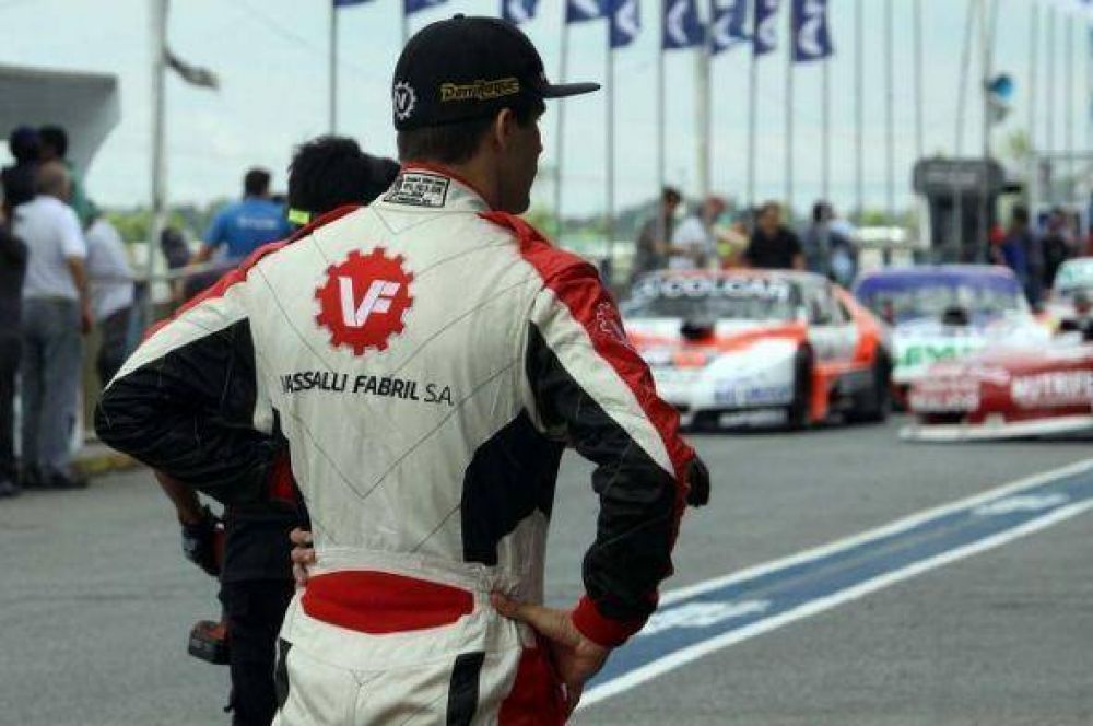 Rossi debi� abandonar y se qued� sin Copa de Oro