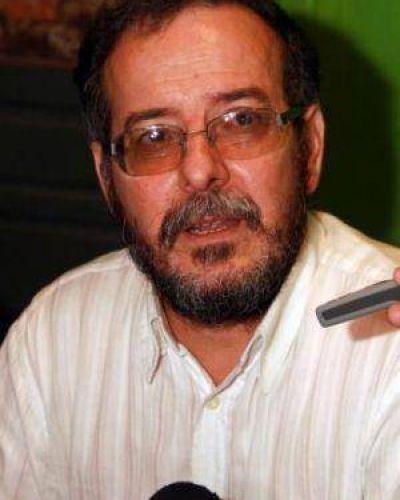 Mart�nez sostiene que la pobreza no descendi� en la provincia