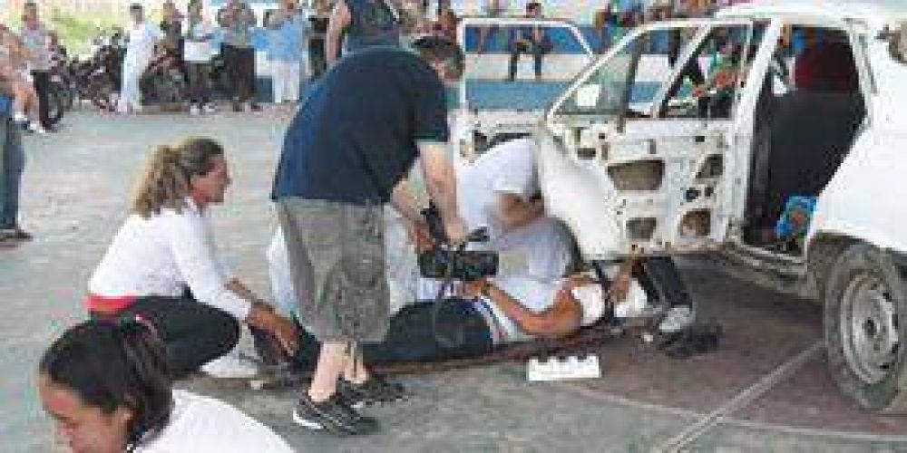  Clorinda: Simulacro de accidentes y rescates de las v�ctimas