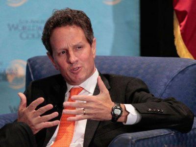 Geithner: "No puedo prometer que EEUU evitar� el abismo fiscal"