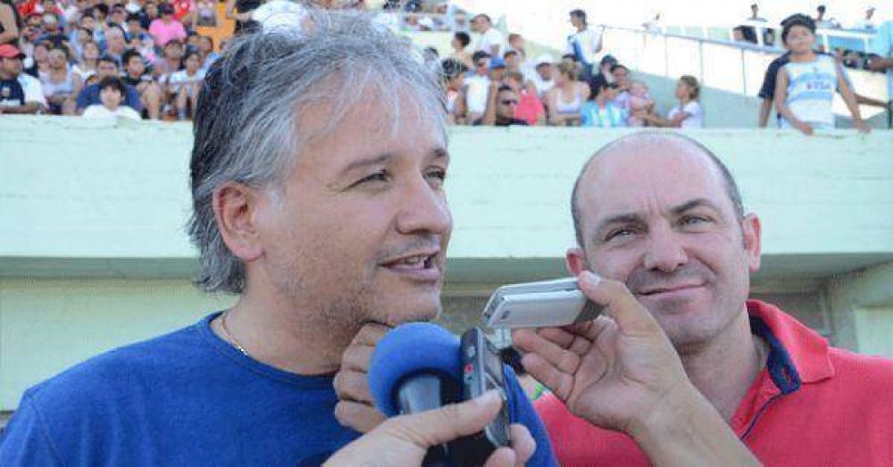 Reabrieron el renovado estadio de Vargas