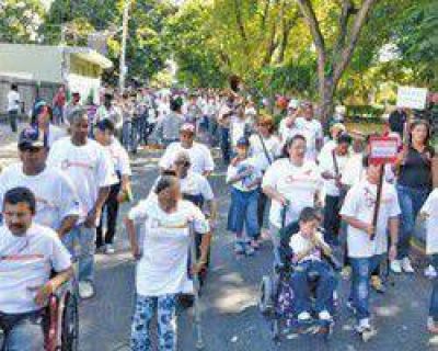 Discapacitados: la mitad padece mas de una limitaci�n