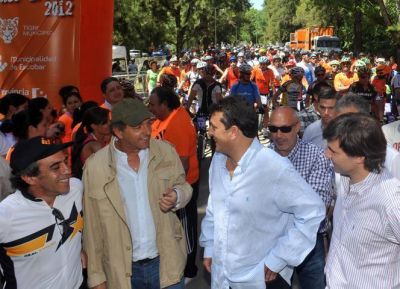 Scioli encabez� jornada deportiva con Massa y Guzm�n
